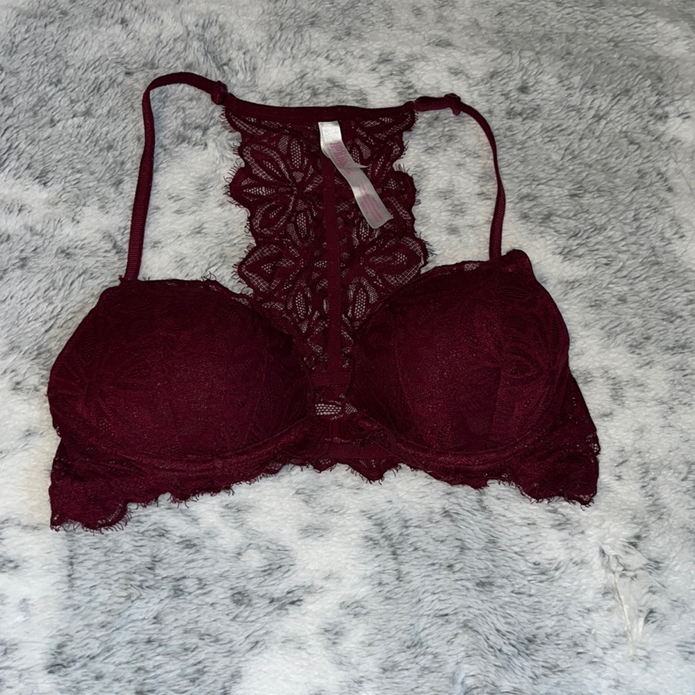 Red Victoria/pink bra